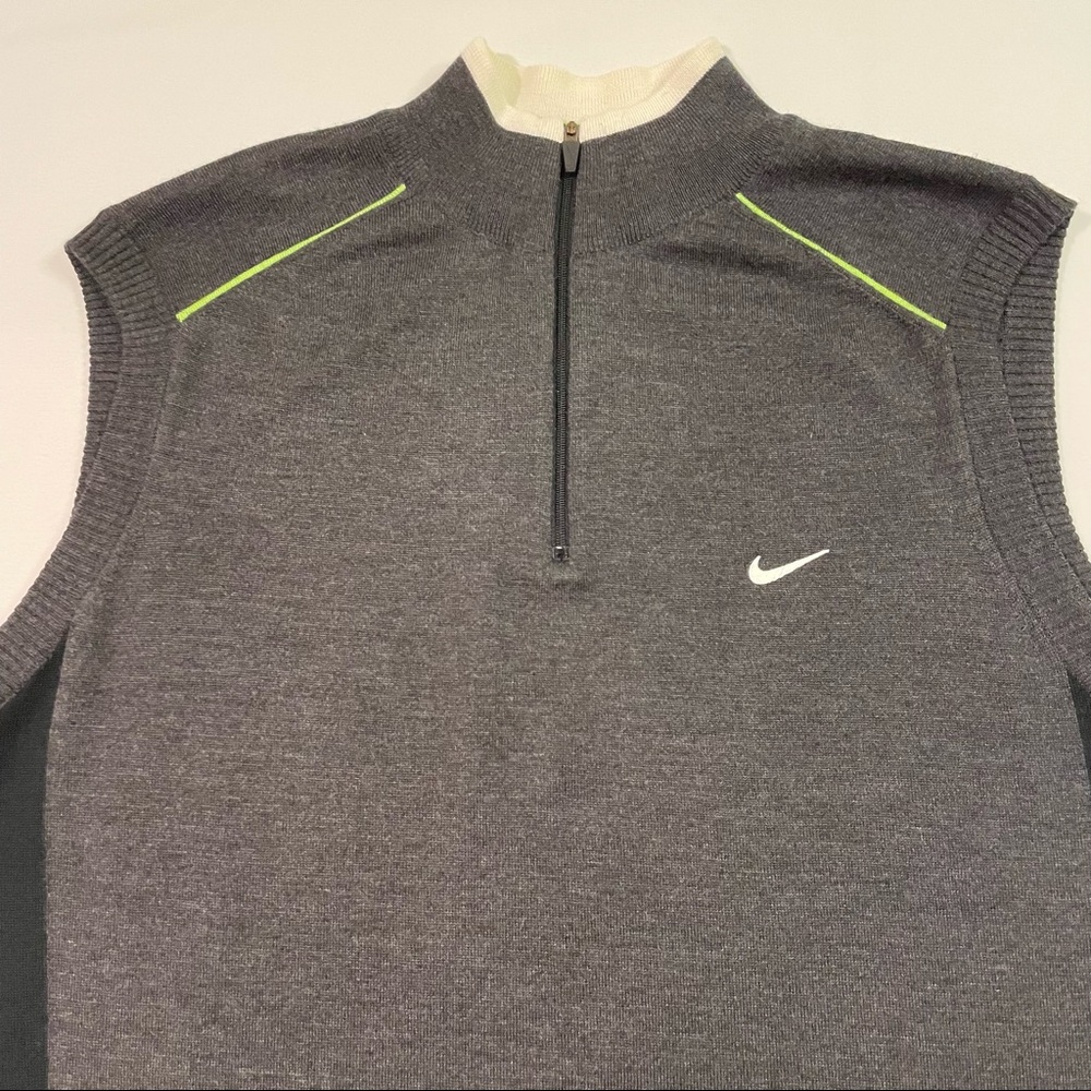 Nike Wool 1/4 Zip Golf Vest Size Large Style# 452743-032